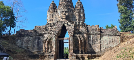 Reizen door Zuidoost-Azië Angkor Thom North gate